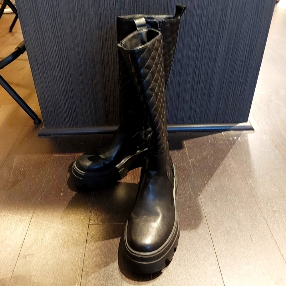 Black Leather Chunky Boots
